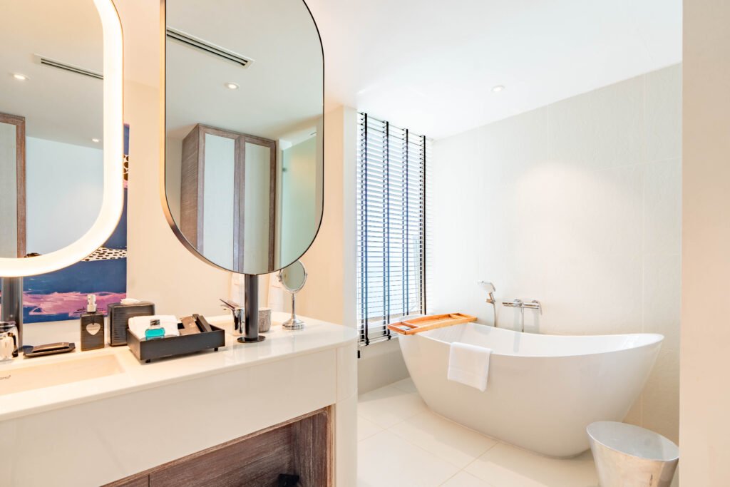 Diamond Overwater Pool Villa Twin Bathtub