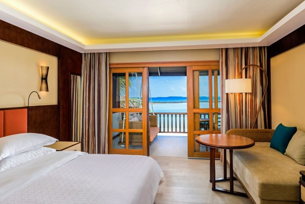 Beach Front Deluxe Bedroom 01