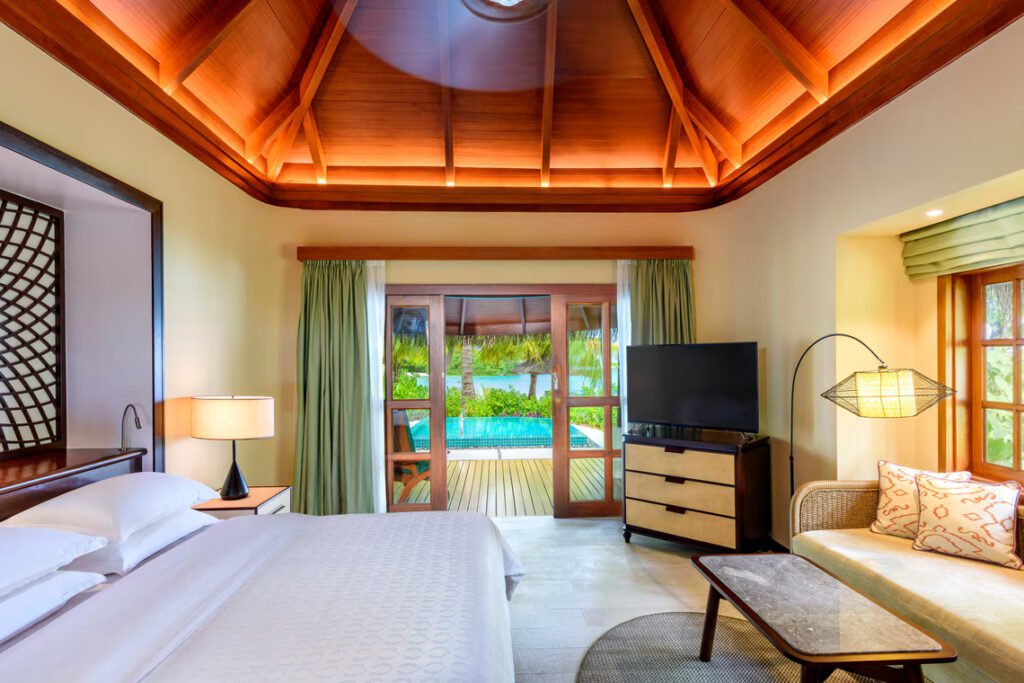 Cottage with Pool Bedroom