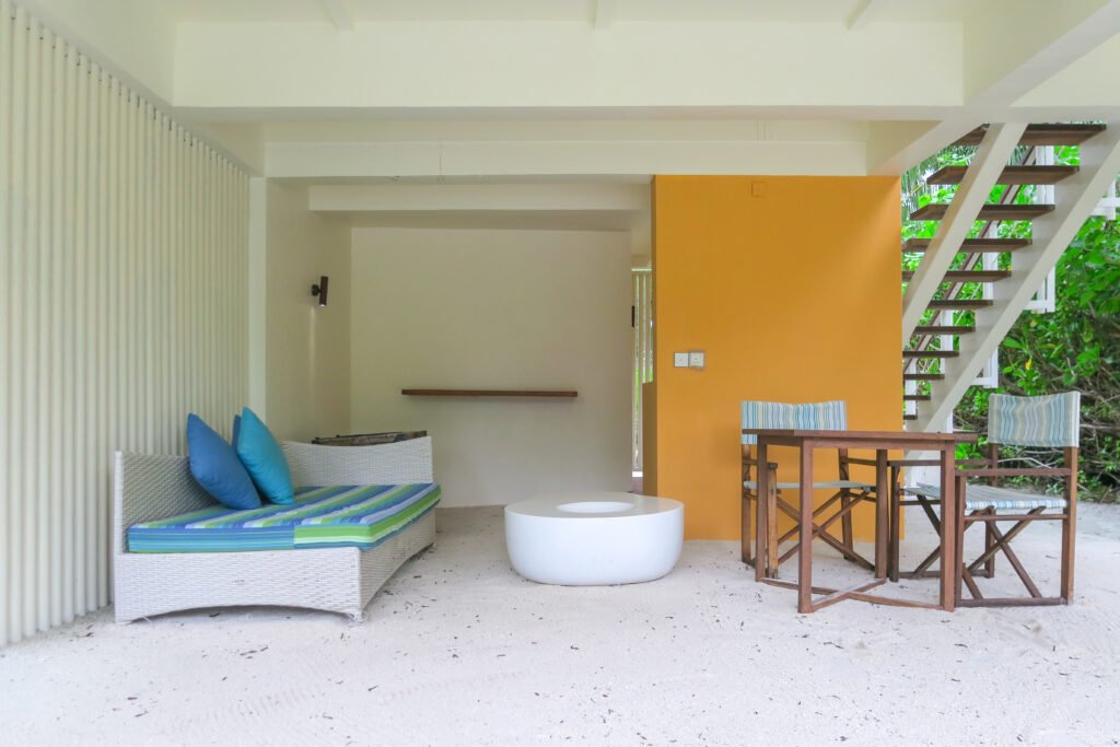 HIRKM - Beach House - Outdoor Lounge Area (3)