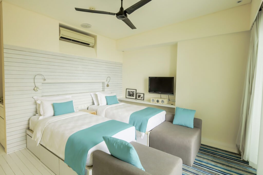 HIRKM - Two Bedroom Family Beach House - Bedroom