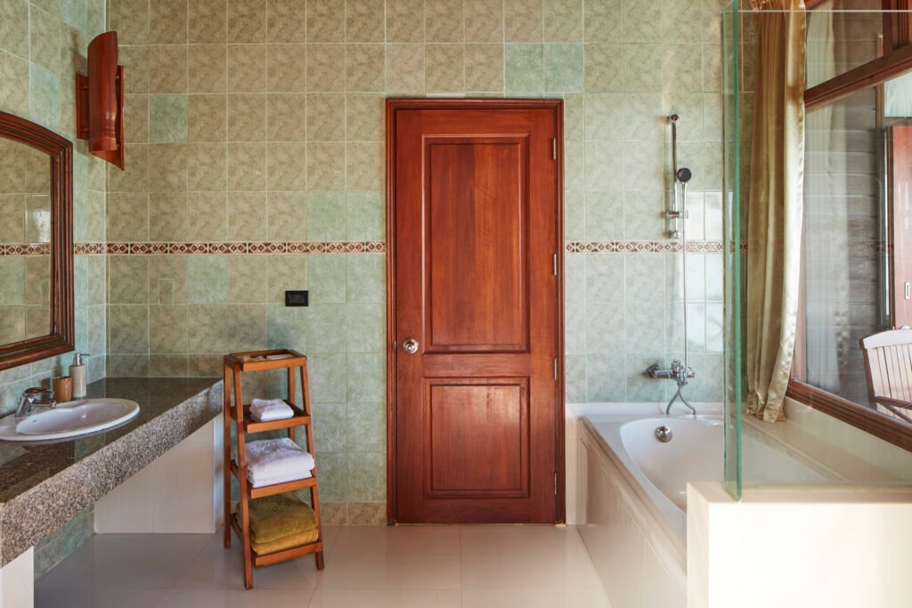 Olhuveli-Water-Villa-Bathroom-3