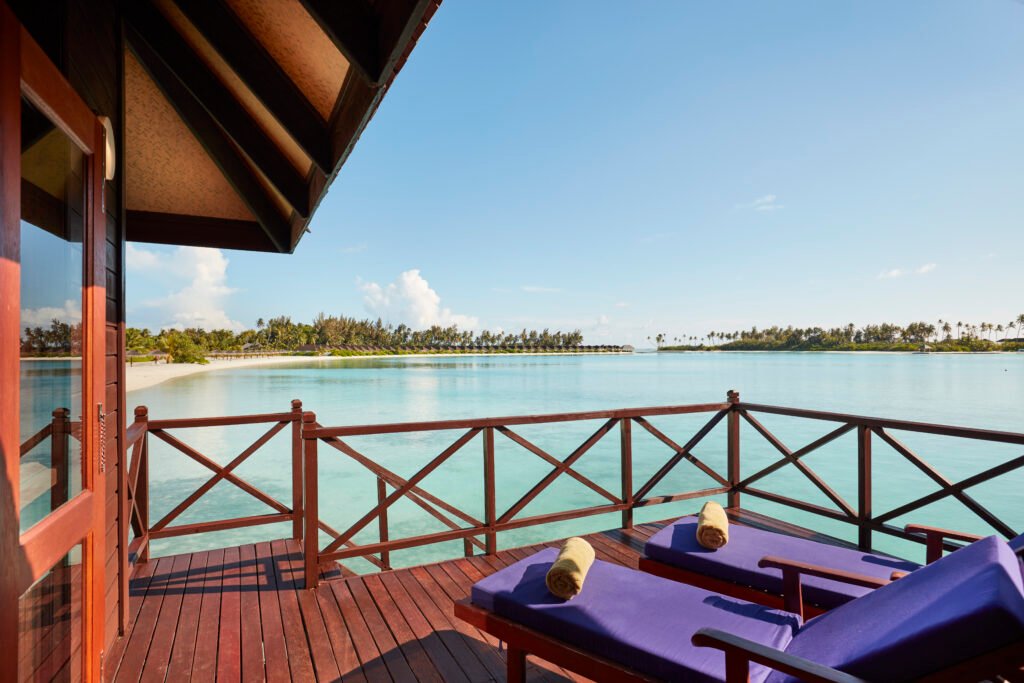 Olhuveli-Water-Villa-Deck-1