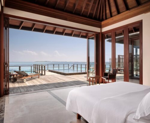 Villa Nautica - One Bedroom Ocean Suite with Pool - View - 4K