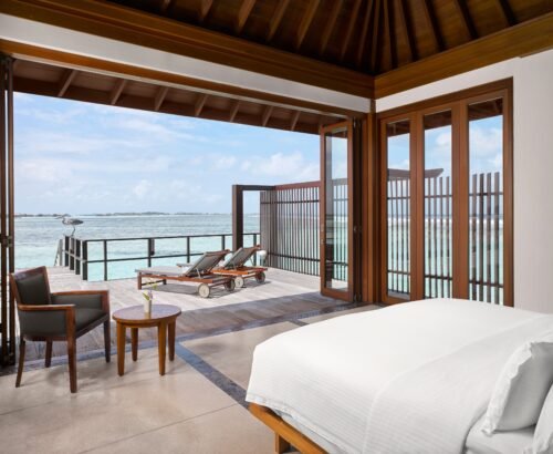 Villa Nautica - Two Bedroom Ocean Suite with Pool - Bedroom - 4K
