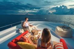 Honeymoon _ 01