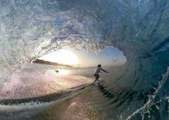 HIRKM - Surfing - Kandooma Right(1)